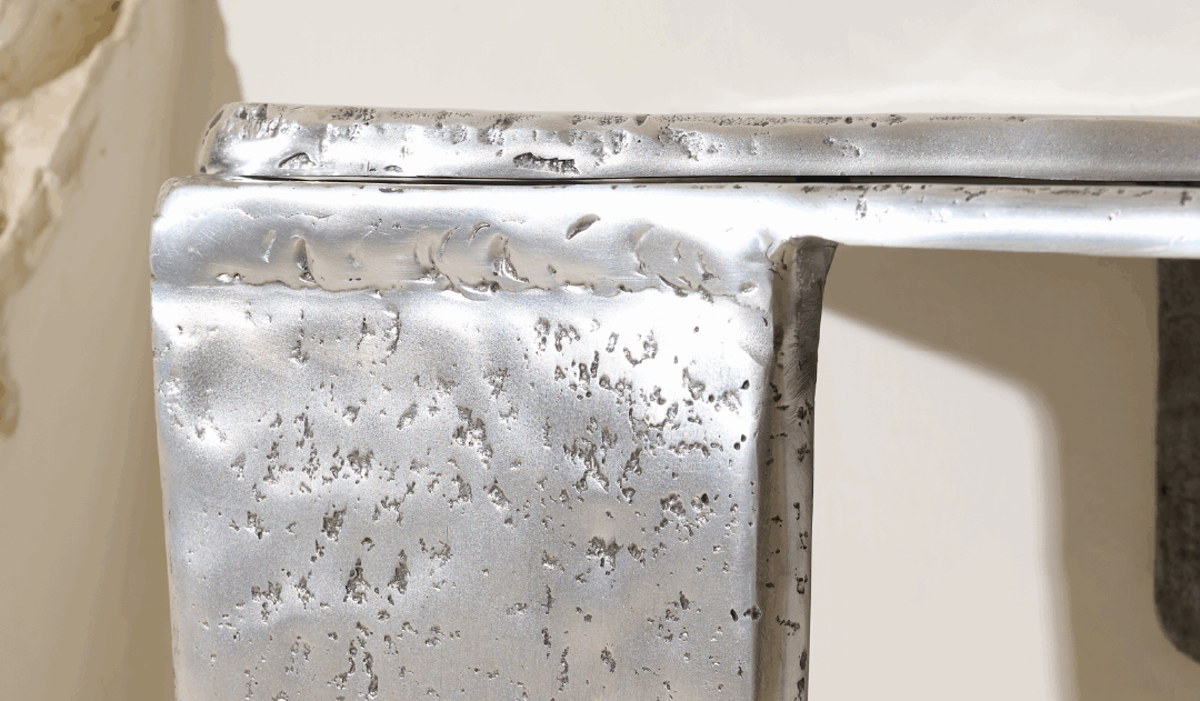 Art Deco Furniture: The Return of Geometric Glamour in Luxury Homes