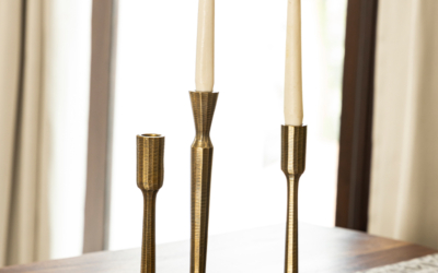 Festive Table Styling: Candlelight and Form as Anchors of Celebration